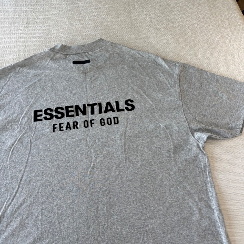 Fear of God Essentials Heather Grey Boxy Logo T-Shirt Men M Oversized Streetwear